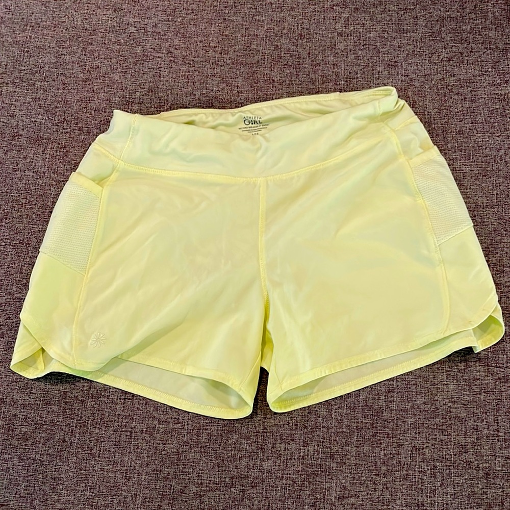 Athleta record breaker girl shorts
